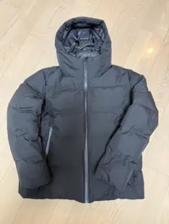 美品 UNIQLO ユニクロ シームレスダウンパーカー 黒 3D 22年 XL
