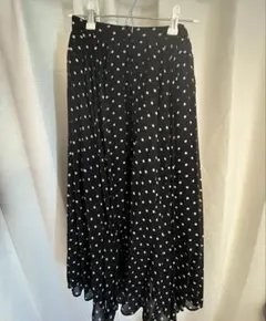 31 Sons de mode（トランテアンソンドゥモード） ドット柄スカート