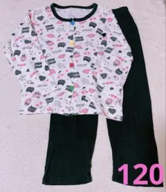 西松屋 女の子 長袖 パジャマ 120 通年用 ねこ 黒 前開きのサムネイル