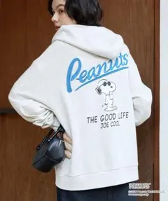 【PEANUTS / SNOOPY】別注スヌーピー刺繍プリント ジップパーカーMのサムネイル