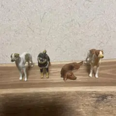チョコエッグ　海洋堂フィギュア　ペット犬シリーズ　 犬のフィギュア 4体セット
