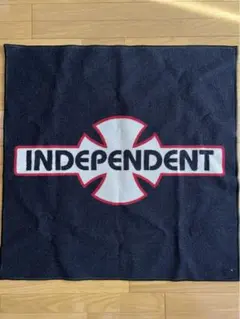 2026年最新】INDEPENDENT ラグ・カーペットの人気アイテム - メルカリ