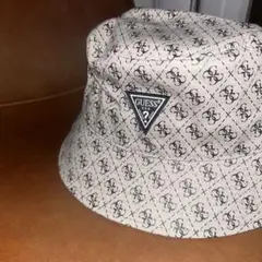 GUESS MONOGRAM BUCKET HATのサムネイル