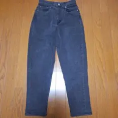 H&M　DIVIDED ダークグレー デニム