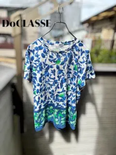 DoCLASSE ドゥクラッセ ボタニカル柄 半袖カットソー Tシャツ Lブルーのサムネイル