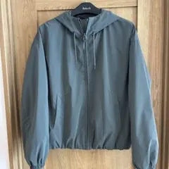 ZARA グレー フード付き ナイロンジャケット