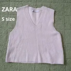 ZARA リブ編み Vネック ニットベスト Sサイズ