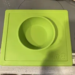 ezpz シリコン製緑色ボウル