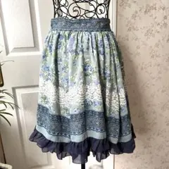 花柄フレアスカート 青系