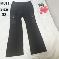 【人気⭐オシャレ⭐MUSE】黒　ポケット付きパンツ　サイズ38のサムネイル