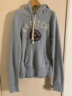⭐︎Abercrombie & Fitch グレー パーカー⭐︎Sサイズ