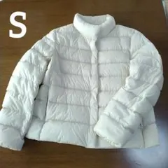 ユニクロ ウルトラライトダウンジャケット　レディース　オフホワイト　S