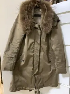 BARNEYS NEW YORKの2WAYコート　38 カーキ