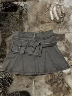 ウエストポーチ付き　フレアミニスカート　ミリタリー