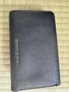 CHARLES & KEITH 二つ折り財布 ブラックのサムネイル