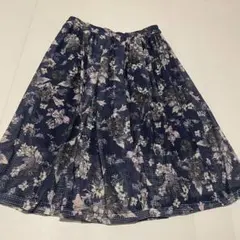 レイカズン　花柄 フレアスカート ネイビー Mのサムネイル