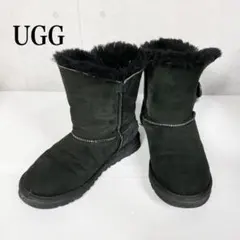 【UGG】アグ (22cm) ムートンブーツ　ボタン付きのサムネイル