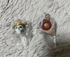 ONEPIECE ワンピース めじるしアクセサリー ガチャガチャ 2点セット