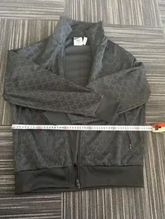 adidasブラックパターン入りスウェットセット