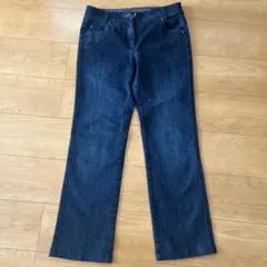 伊太利屋　デニムパンツ　サイズ9のサムネイル