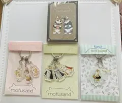 mofusand アクリルキーホルダー　キーホルダー　チャーム　ブック型付箋