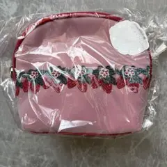 【新品未使用】近沢レース　春摘みいちご　シェル型ポーチ　サテン小物