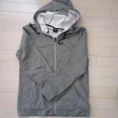 Nike グレー フード付きパーカー M