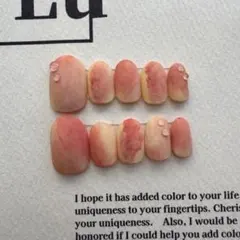 現品限り　桃ネイル　ニュアンスネイル　フルーツネイル　推しネイル　ネイルチップ