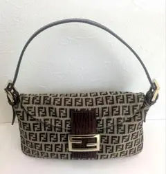 FENDI　ズッカ柄マンマバケット　ショルダーバッグ