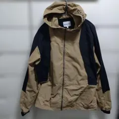 ミ*ー様 CONVERSE ナイロンジャケット L ベージュ/ブラック