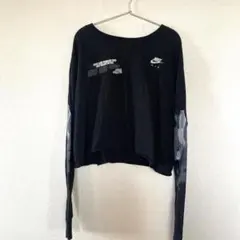 NIKE レディース　バックプリントTシャツ