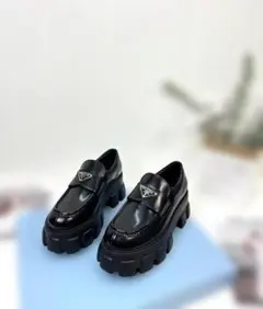 プラダ レザー厚底ローファー ブラック 36 美品