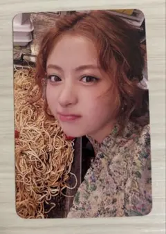 ルセラフィム ユンジン spaghetti トレカ ⑤