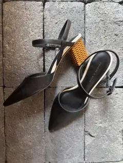 CHARLES & KEITH ラタンブロックヒール サンダル ブラック　35