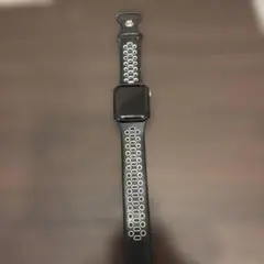 Apple Watch SE本体 ブラック シリコンバンド