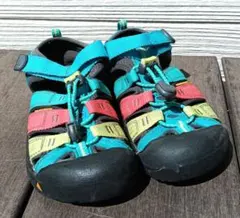 キーン キッズ サンダル 19.5cm ベージュ 水陸両用 子供靴 KEEN