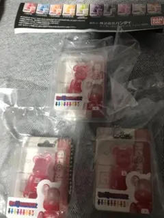 ベアブリック￼￼ ガチャガチャ ミニチュアキーホルダー 赤 レッド 3点セット