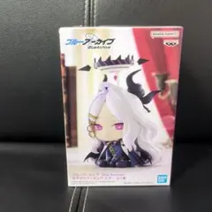 最新 美少女 ブルーアーカイブ おすわりフィギュア ヒナフィギュア １点