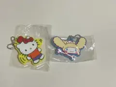 ガチャガチャ　クレヨンしんちゃん　ハローキティ　シナモロール