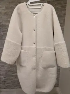 美品 ガリャルダガランテ ボア素材 ロングコート アイボリー リバーシブル