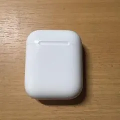 AirPods本体 ホワイト 充電ケース付き　片耳だけ