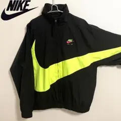 美品 NIKE ナイロンジャケット ネオンカラー ビッグスウォッシュ L　ゆるめ