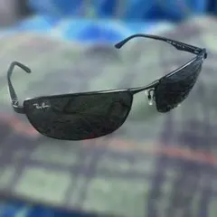 Ray-Ban ブラック サングラス　RB3498