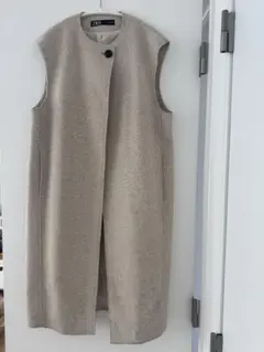 まきちゃんさま専用　ZARA ベージュ ノーカラーロングベスト