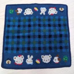 新品未使用　familiarチェック柄タオルハンカチ青系