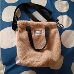 MEI ベージュ フリース ショルダーバッグ