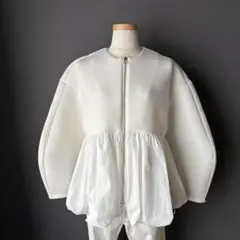 【極美品】アダムエロペ ペプラム切替ジップカーディガン 白 完売品 Fサイズ