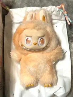 POP MART Big into Energy ぬいぐるみ ラブブ