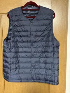 ユニクロ　パフテックコンパクトベスト　グレー