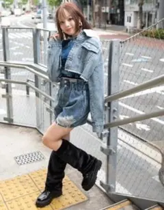 Item thumbnail for item ba3e26d5-f928-4cde-b445-e6bb12b6c52a